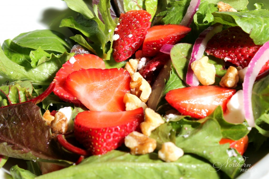 strawberry spinach salad