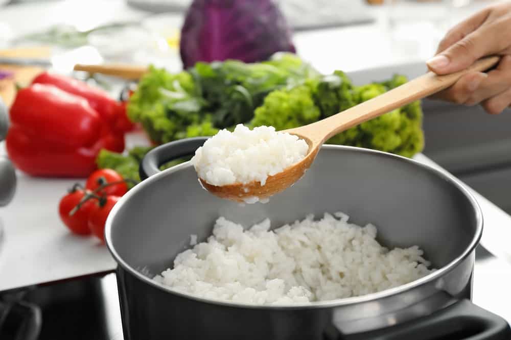 how to thaw frozen cooked rice