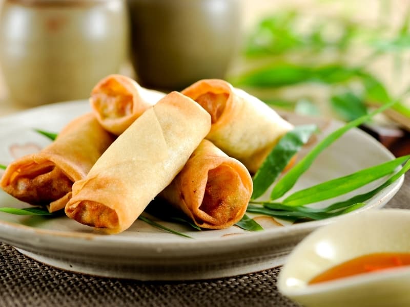 Spring Roll vs. Egg Roll: What's the Difference Between the Two?