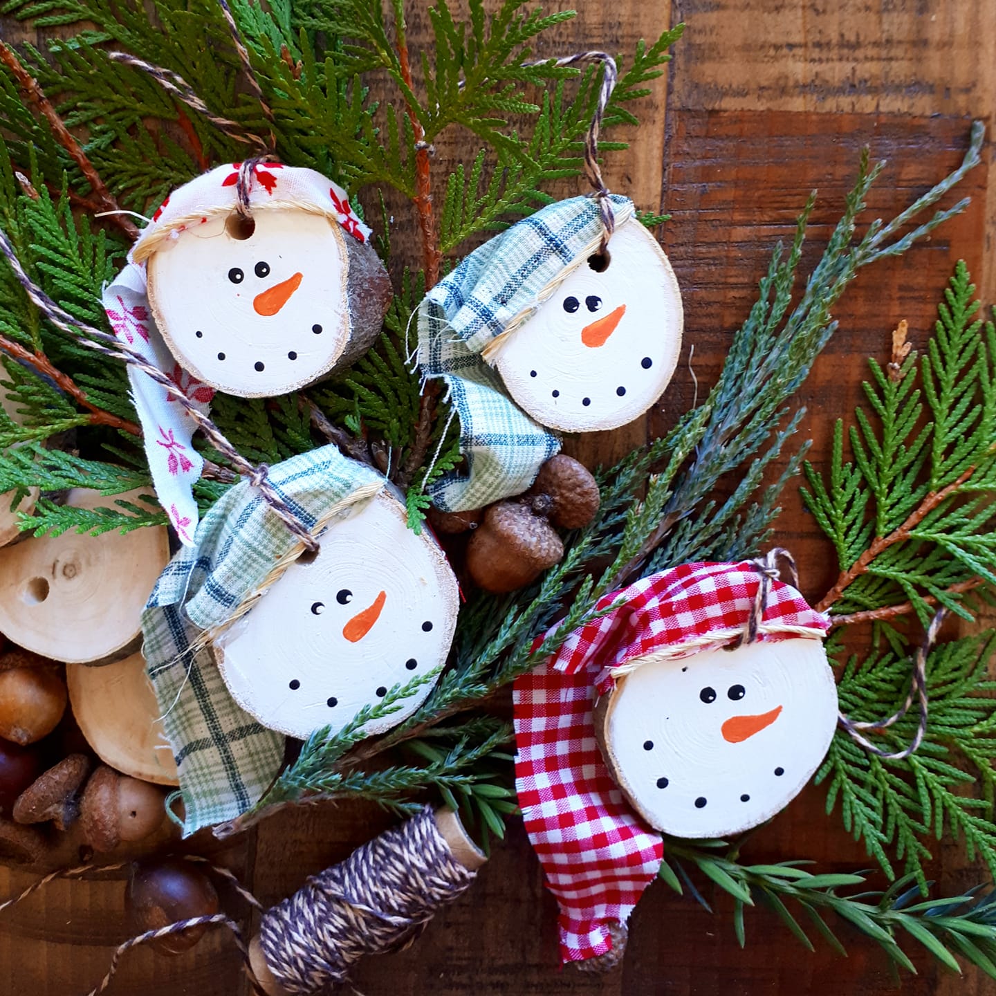 11 Easy Christmas Crafts For Under $5 | LaptrinhX / News