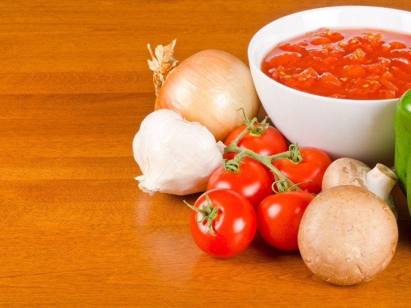 Types of Pasta Sauces: Ingredients, Differences, & More